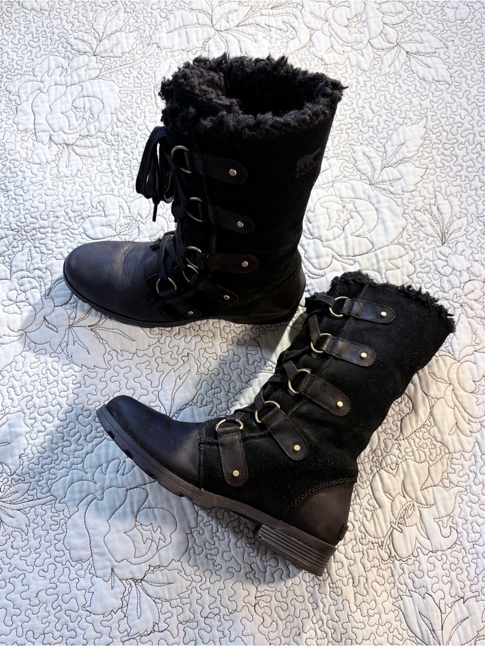 Sorel Emelie Lace Waterproof Boots Black Suede Faux Shearling Trim Women’s 9❤️